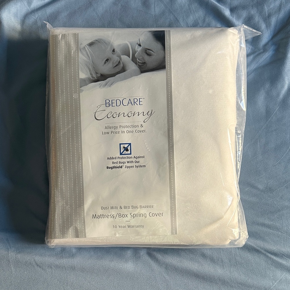 New BedCare Mattress Cover - White